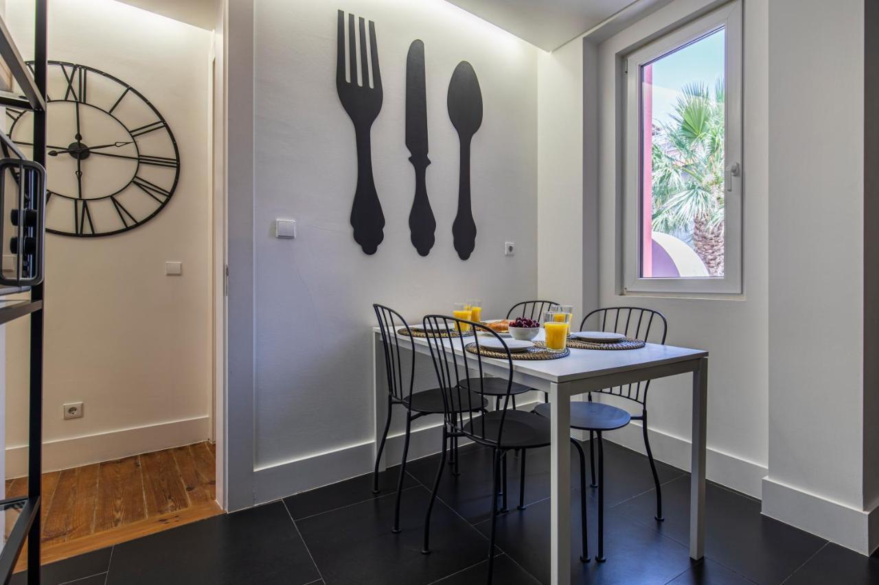 32 -Lovely 2 Bedroom Apt In Principe Real Lissabon Exterior foto