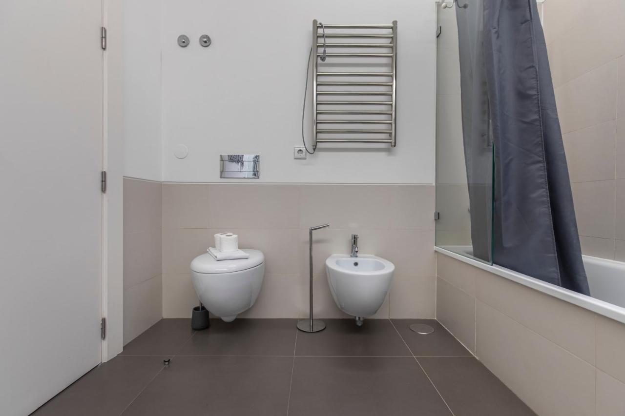 32 -Lovely 2 Bedroom Apt In Principe Real Lissabon Exterior foto