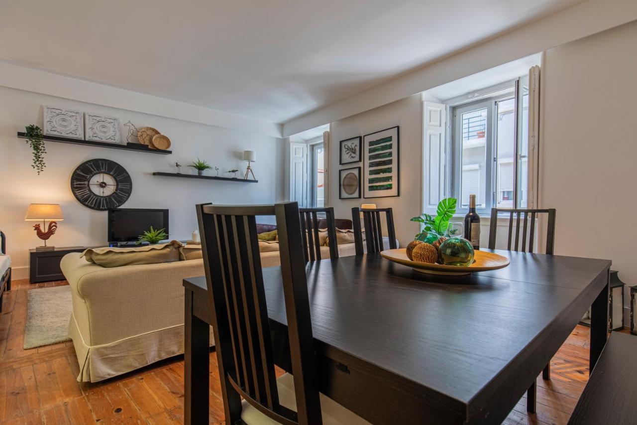 32 -Lovely 2 Bedroom Apt In Principe Real Lissabon Exterior foto