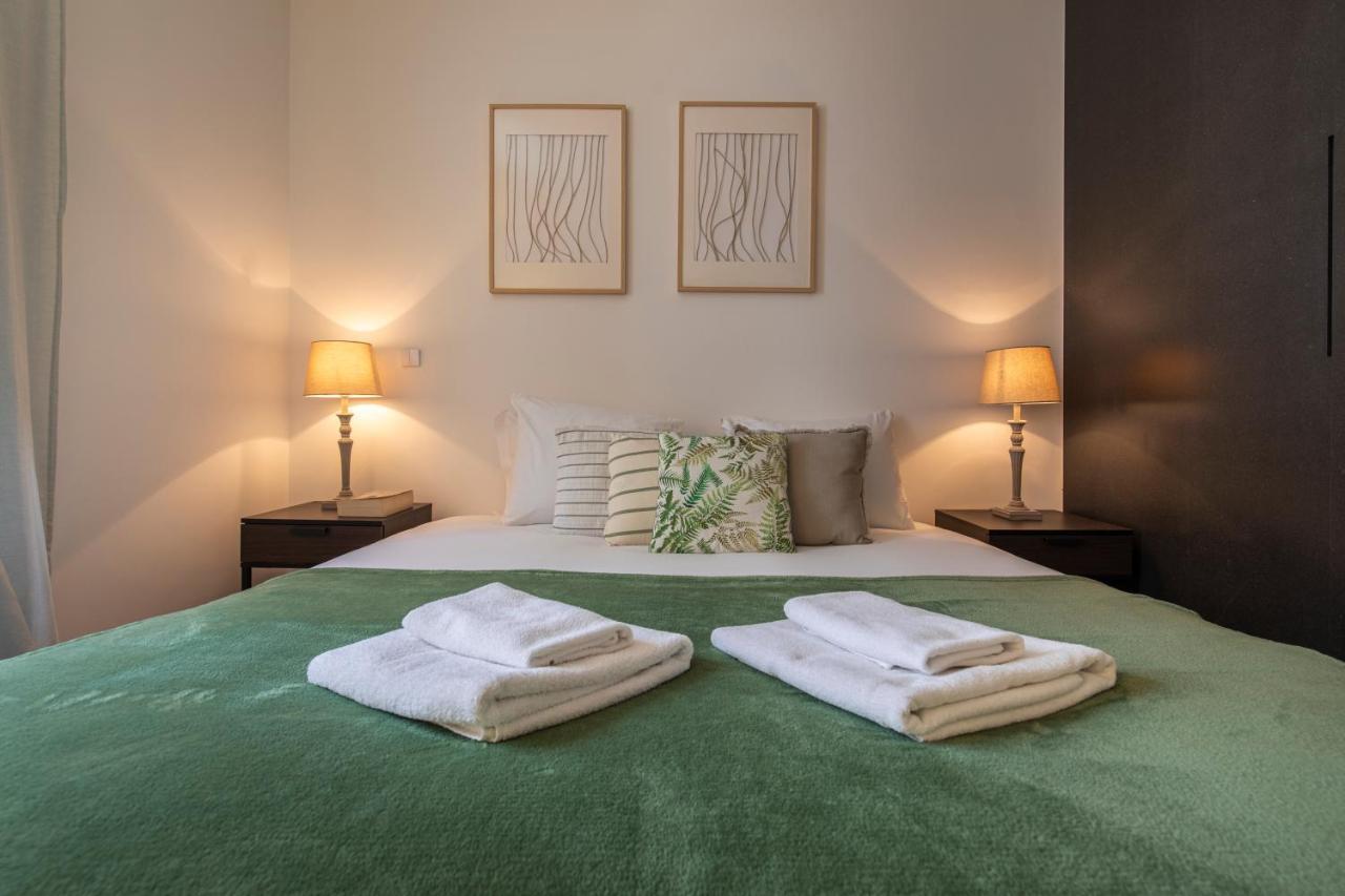 32 -Lovely 2 Bedroom Apt In Principe Real Lissabon Exterior foto