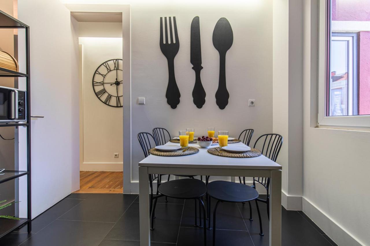 32 -Lovely 2 Bedroom Apt In Principe Real Lissabon Exterior foto