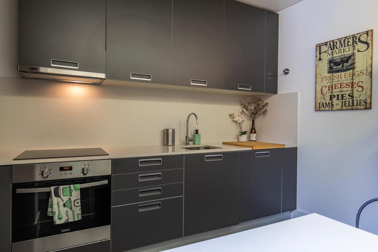 32 -Lovely 2 Bedroom Apt In Principe Real Lissabon Exterior foto